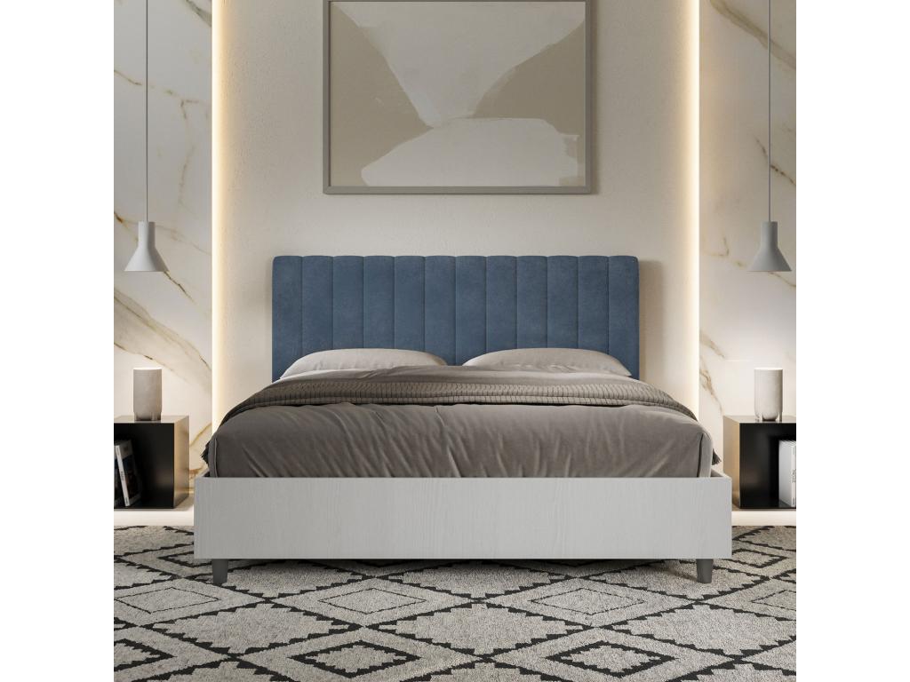 Blue Bed, 160 x 190 cm